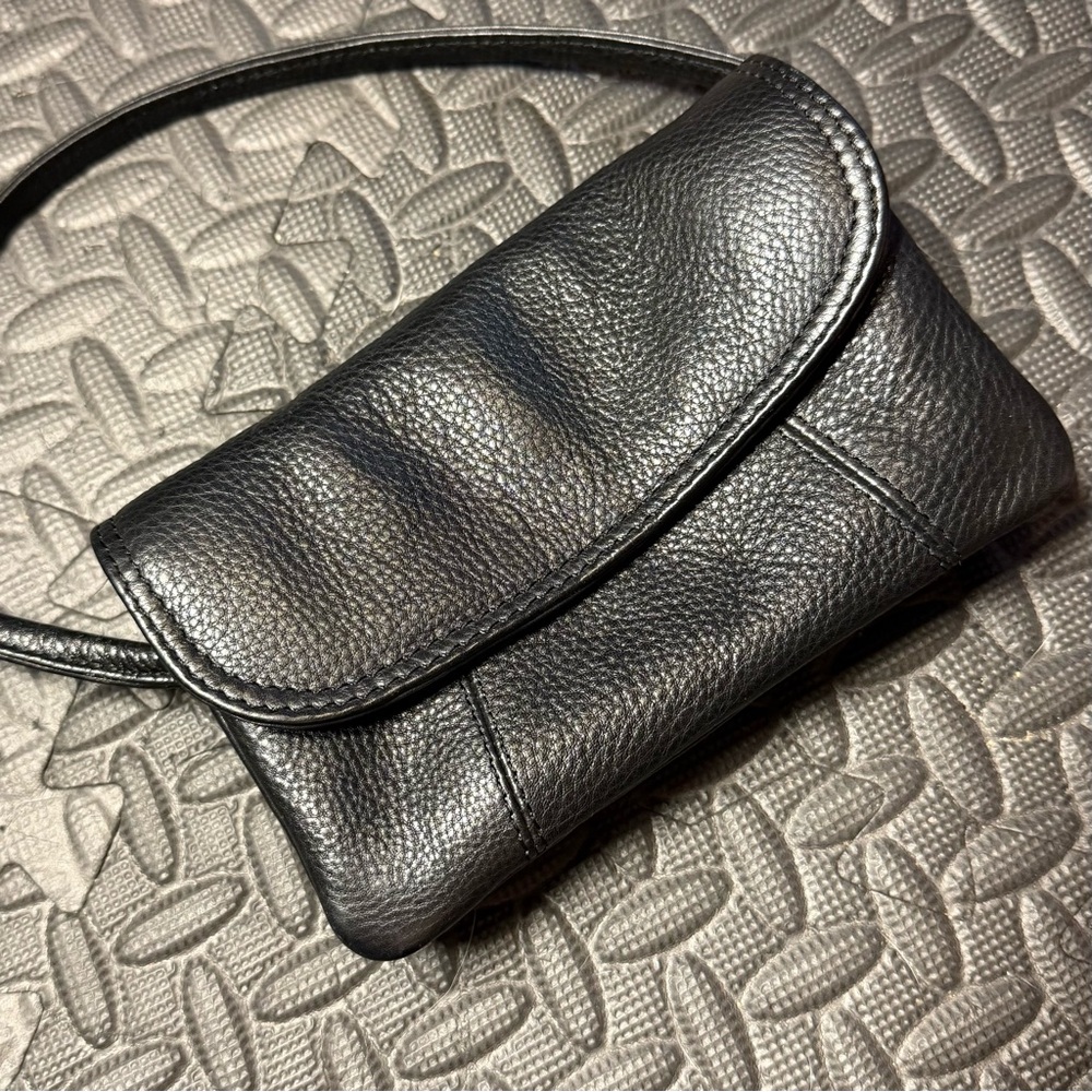 Paul & Taylor Chic Black Pebble Leather Small Purse